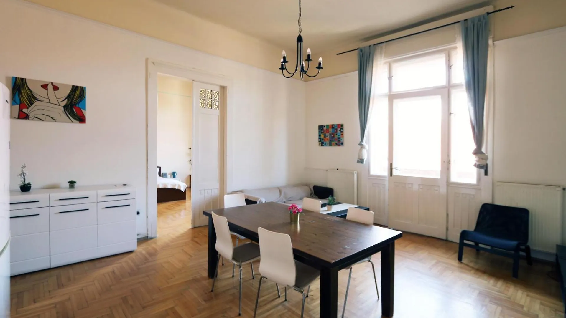 Budapest City View Apartment Ungaria
